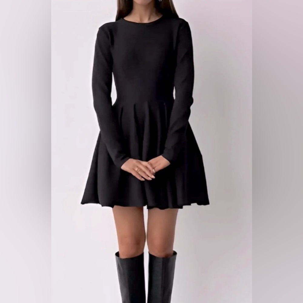 Plain Pleated Sweater Short Dress